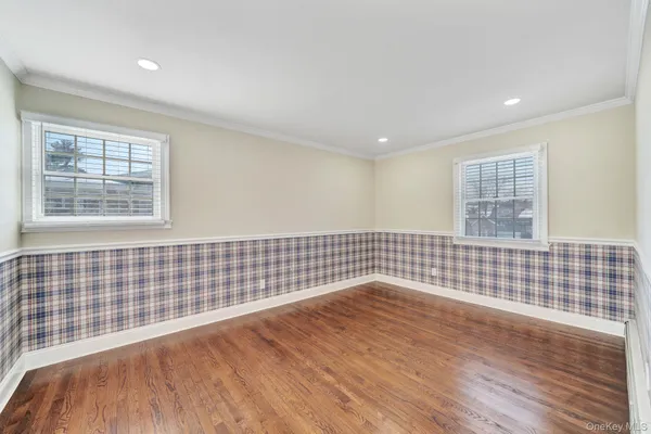 $1,579,000 | 20 Sagamore Way South, Jericho, NY 11753