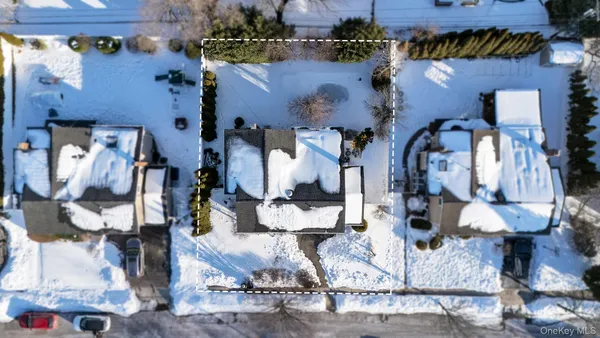 $1,579,000 | 20 Sagamore Way South, Jericho, NY 11753