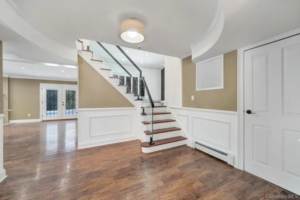 $1,579,000 | 20 Sagamore Way South, Jericho, NY 11753