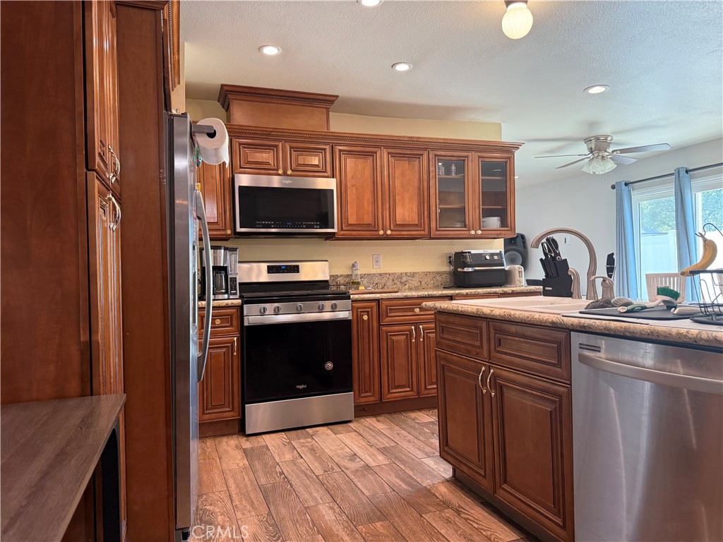 2972 Westchester Drive Riverside, CA 92503 - Photo 6 of 27