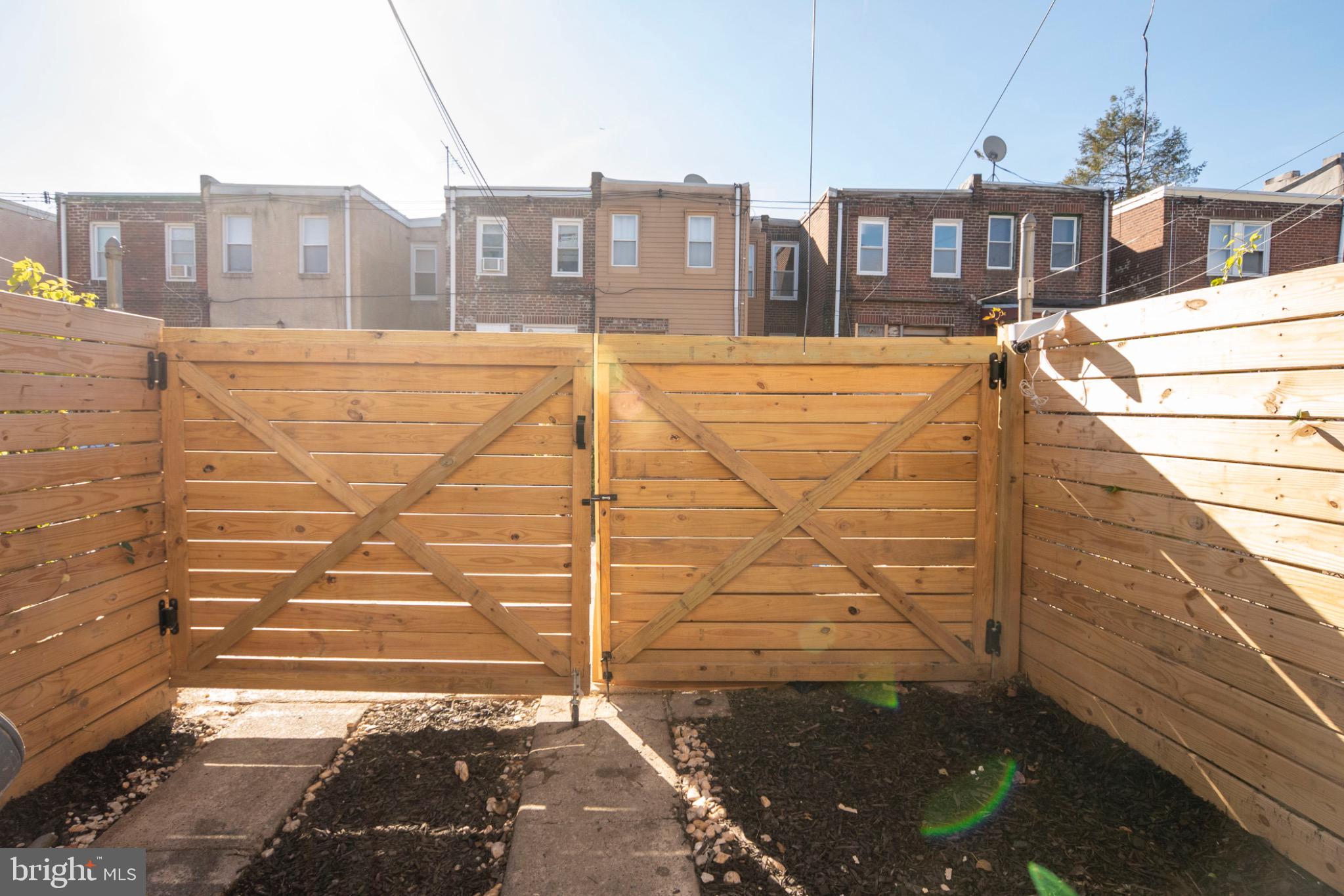 7230 Briar Road Philadelphia, PA 19138 - Photo 28 of 32 New wood fence for privacy and a planting space.