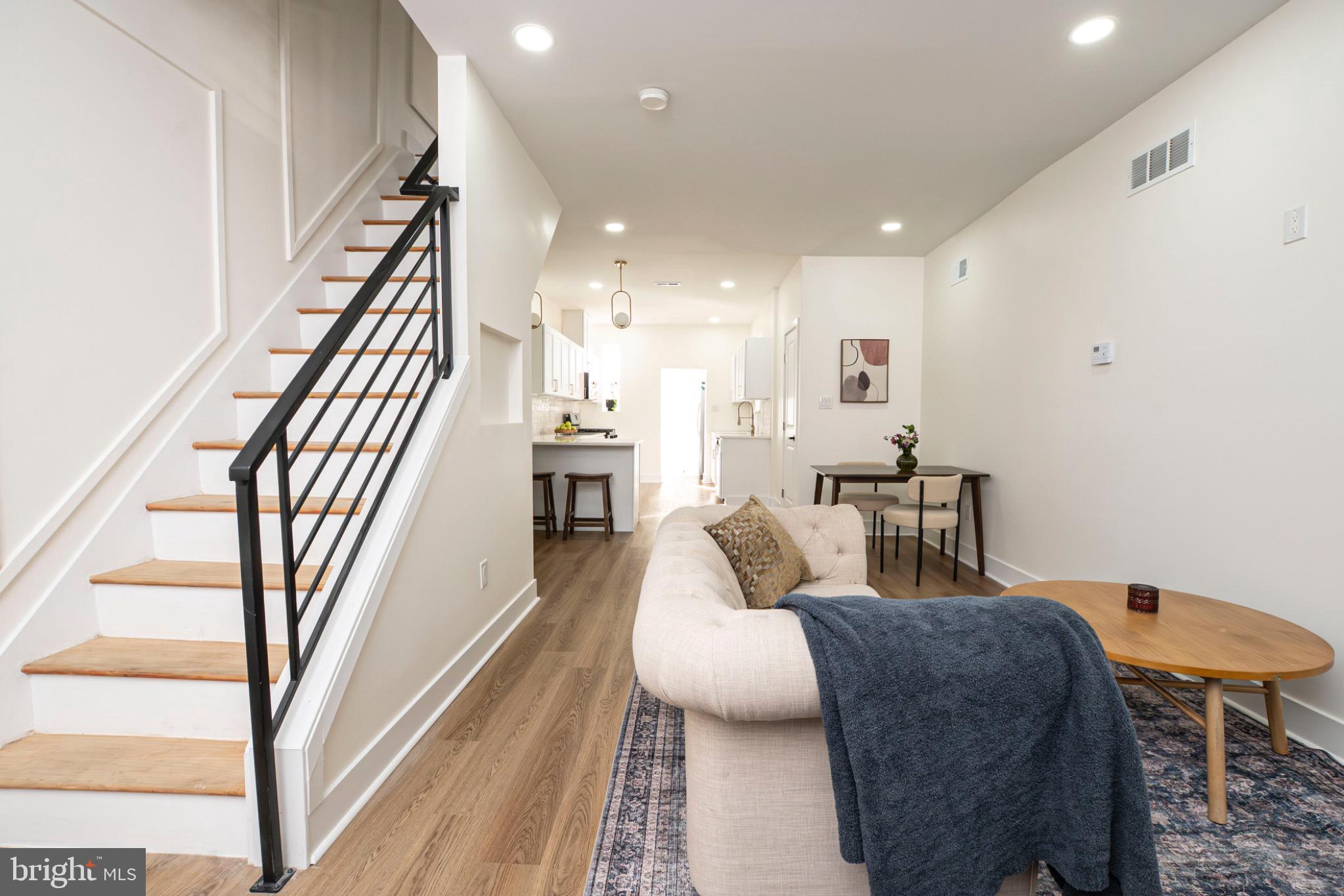 7230 Briar Road Philadelphia, PA 19138 - Photo 3 of 32 Open concept living
