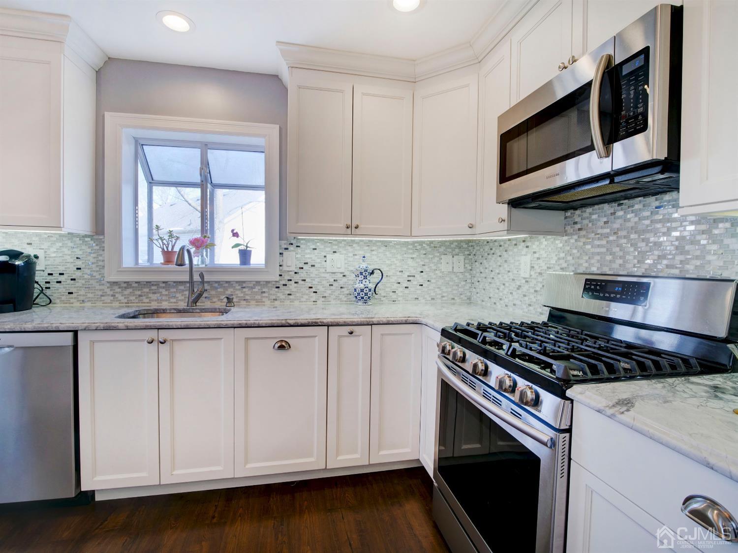 20 Wick Road East Brunswick, NJ 08816 - Photo 8 of 28 Gallery Image 8