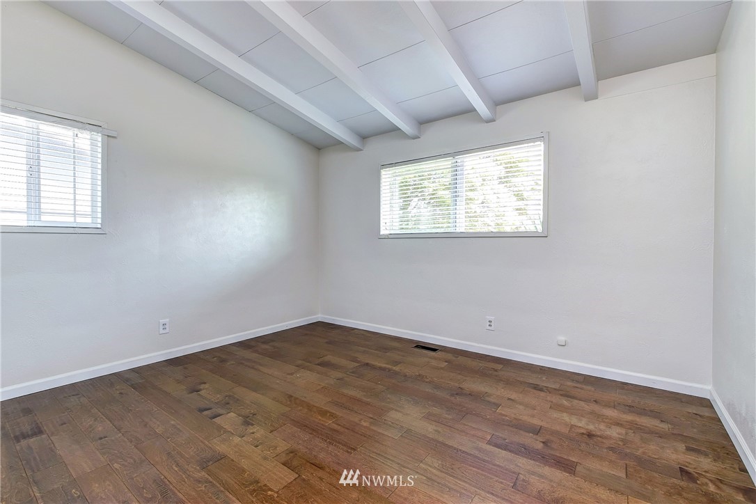 18175 Moores Garden Road Mount Vernon, WA 98273 - Photo 11 of 19 Gallery Image 11