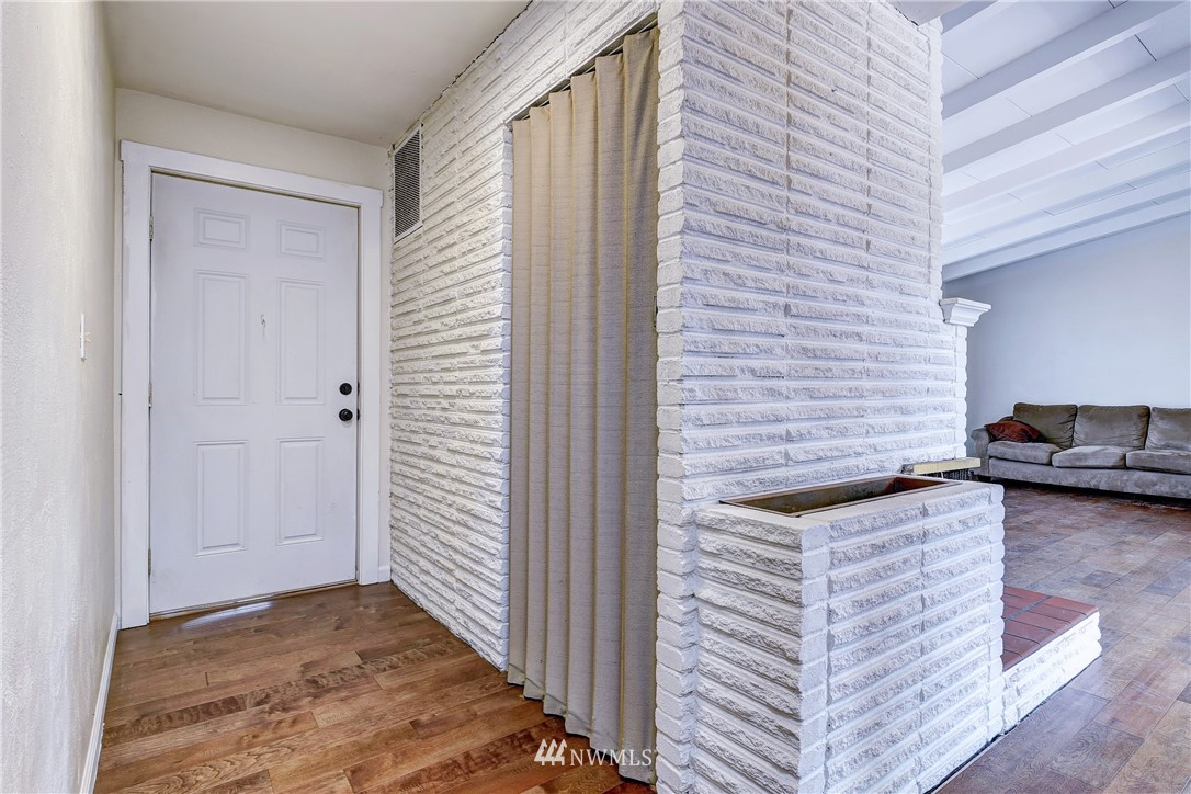 18175 Moores Garden Road Mount Vernon, WA 98273 - Photo 3 of 19 Gallery Image 3