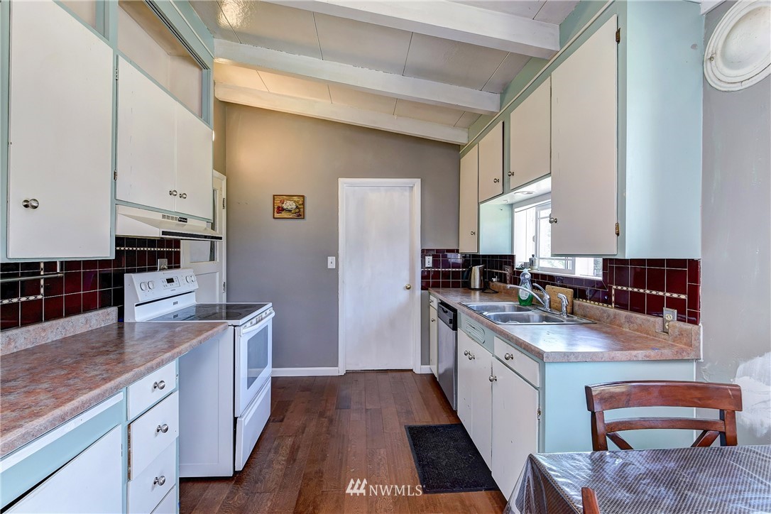 18175 Moores Garden Road Mount Vernon, WA 98273 - Photo 8 of 19 Gallery Image 8