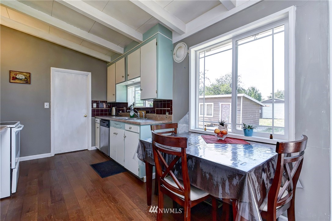 18175 Moores Garden Road Mount Vernon, WA 98273 - Photo 9 of 19 Gallery Image 9