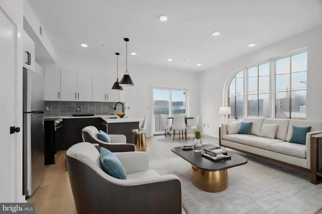 $1,895 | 1828 Frankford Avenue, Unit 201, Philadelphia, PA 19125