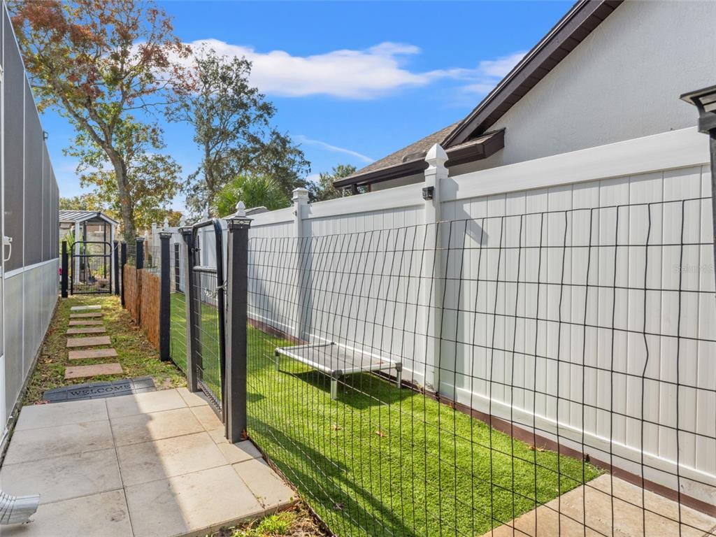 8222 Rhanbuoy Road Spring Hill, FL 34606 - Photo 38 of 40