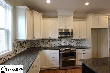 409 Rocky Slope Road Greenville, SC 29607 - Photo 5 of 10 Gallery Image 5