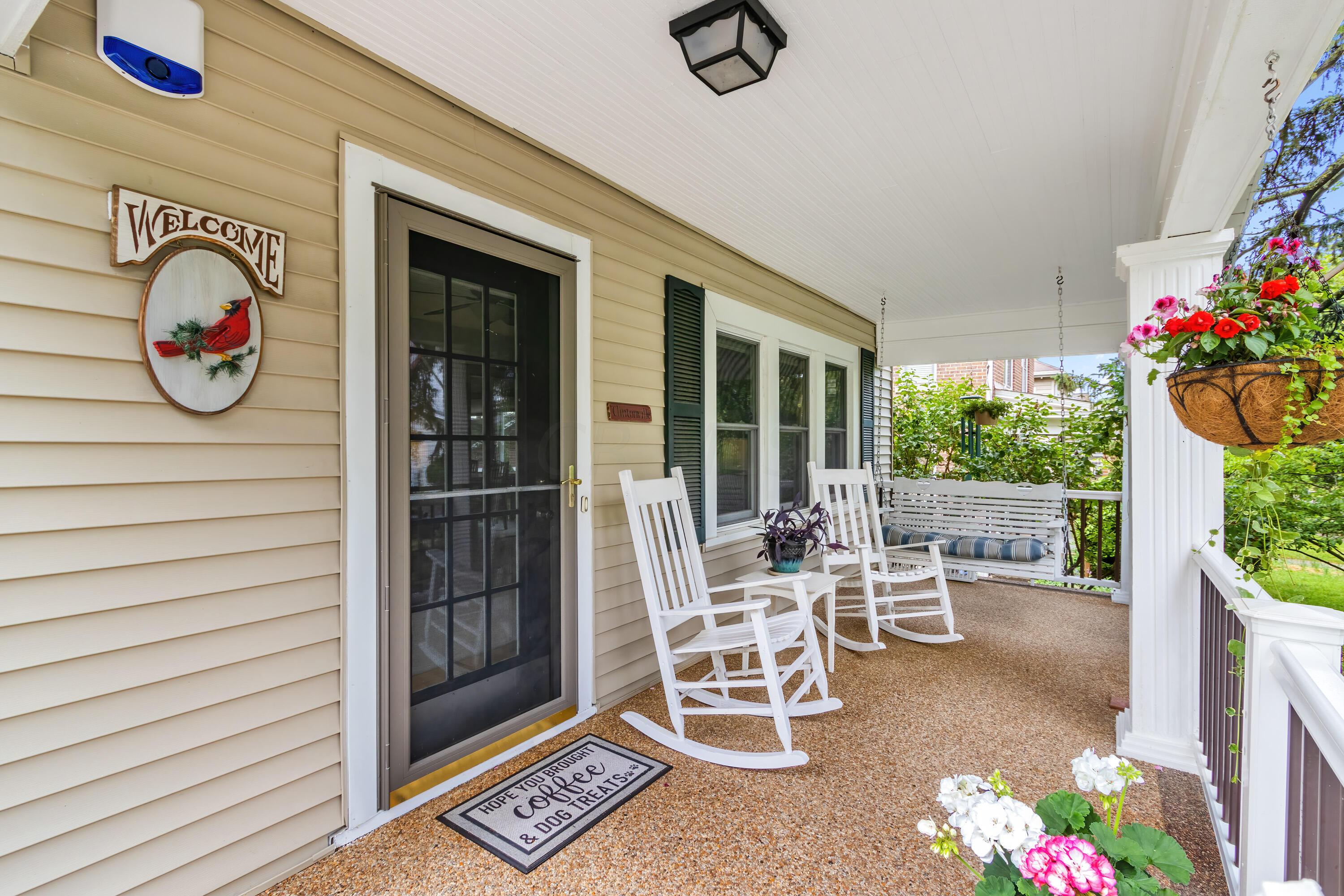 231 Blenheim Road Columbus, OH 43214 - Photo 3 of 30 231 Blenheim Road-3.jpg-FULL
