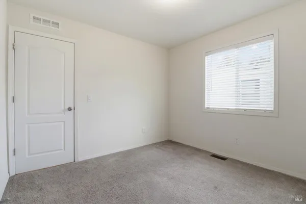 $218,000 | 117 Silver Drive, Cotati, CA 94931