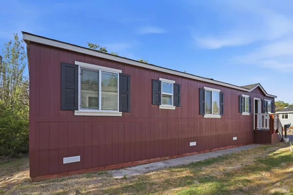 $218,000 | 117 Silver Drive, Cotati, CA 94931