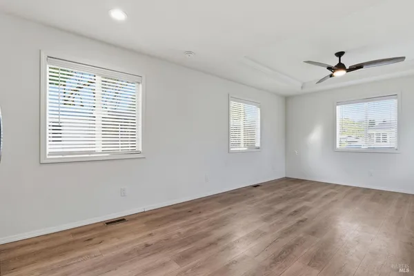 $218,000 | 117 Silver Drive, Cotati, CA 94931