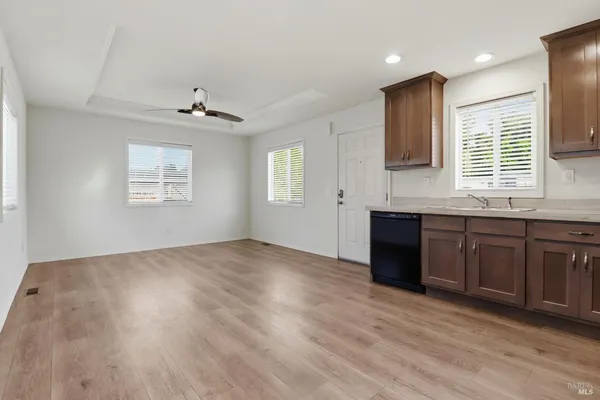 $218,000 | 117 Silver Drive, Cotati, CA 94931