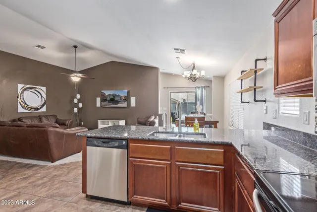 $6,500 | 9837 West Salter Drive, Peoria, AZ 85382