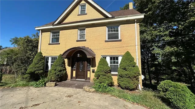 $3,200 | 2518 Bethel Church Road, Bethel Park, PA 15102