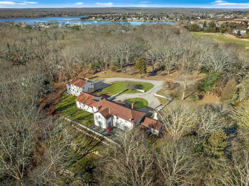 20 Browning Road Westerly, RI 02891 - Photo 6 of 8