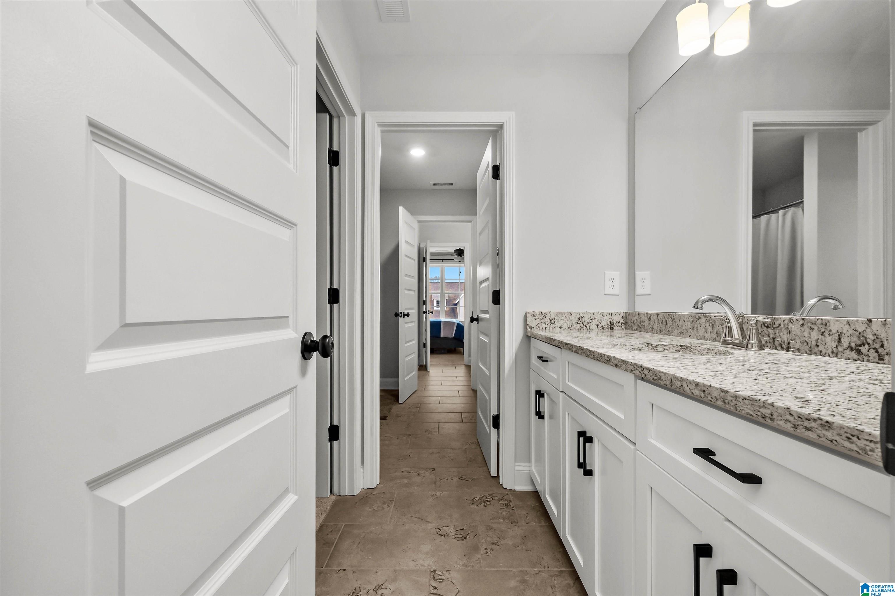 208 Mayfair Park Alabaster, AL 35114 - Photo 41 of 54