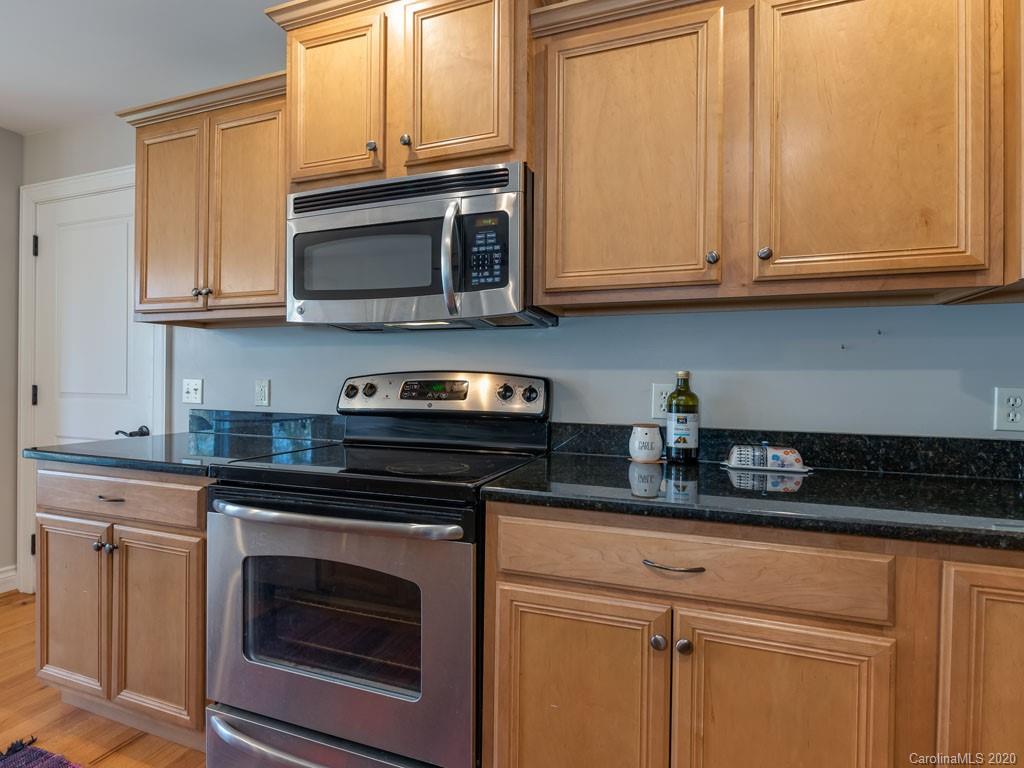 91 Noble Road Fairview, NC 28730 - Photo 24 of 38 Gallery Image 24