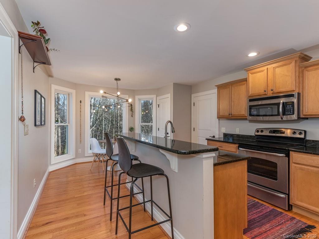 91 Noble Road Fairview, NC 28730 - Photo 25 of 38 Gallery Image 25