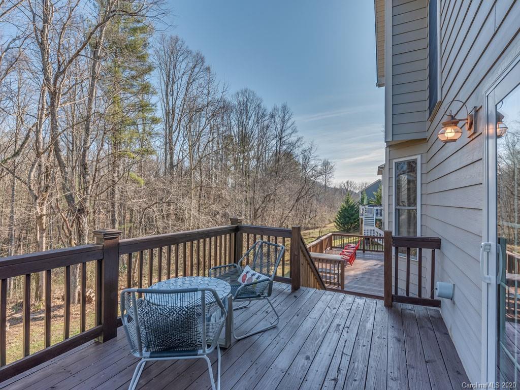 91 Noble Road Fairview, NC 28730 - Photo 9 of 38 Gallery Image 9
