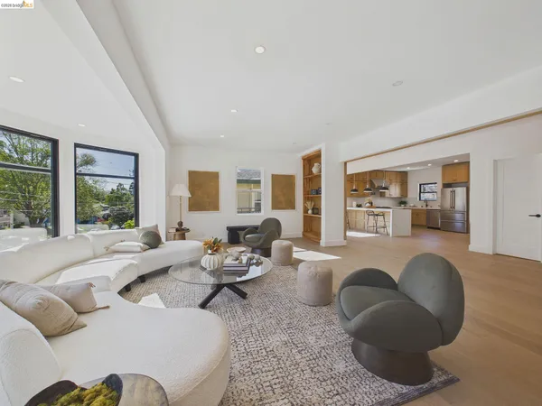 $1,898,000 | 714 Walavista Avenue, Oakland, CA 94610