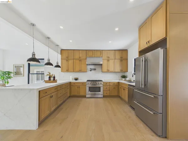 $1,898,000 | 714 Walavista Avenue, Oakland, CA 94610