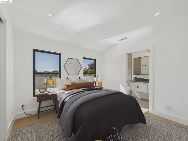 $1,898,000 | 714 Walavista Avenue, Oakland, CA 94610