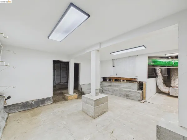 $1,898,000 | 714 Walavista Avenue, Oakland, CA 94610