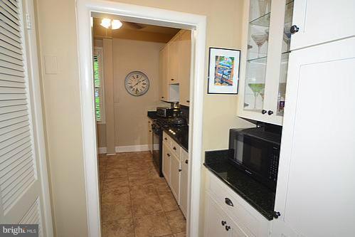 6 Upland Road, Unit G1 Baltimore, MD 21210 - Photo 22 of 24 Pantry