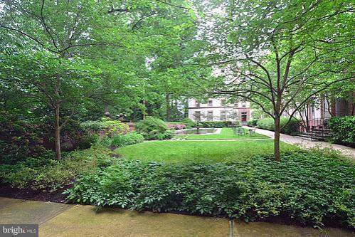 6 Upland Road, Unit G1 Baltimore, MD 21210 - Photo 7 of 24 Courtyard