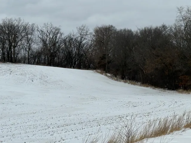 $425,000 | Lot 2 Carroll, Portage, WI 53901