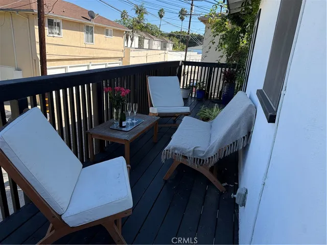 $4,000 | 2814 Broadway, Santa Monica, CA 90404