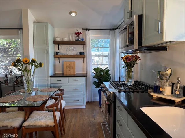 $4,000 | 2814 Broadway, Santa Monica, CA 90404