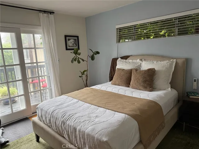 $4,000 | 2814 Broadway, Santa Monica, CA 90404