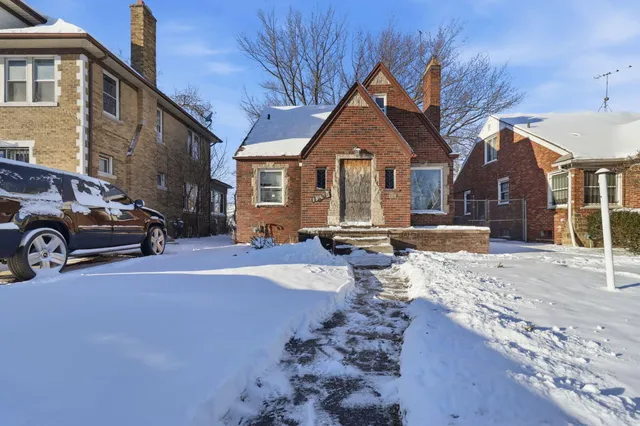 $19,900 | 11091 Wilshire Drive, Detroit, MI 48213