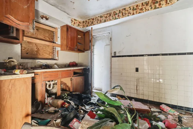 $19,900 | 11091 Wilshire Drive, Detroit, MI 48213