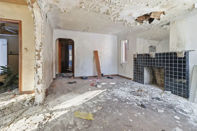 $19,900 | 11091 Wilshire Drive, Detroit, MI 48213