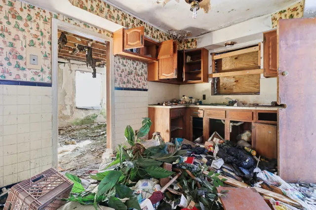 $19,900 | 11091 Wilshire Drive, Detroit, MI 48213