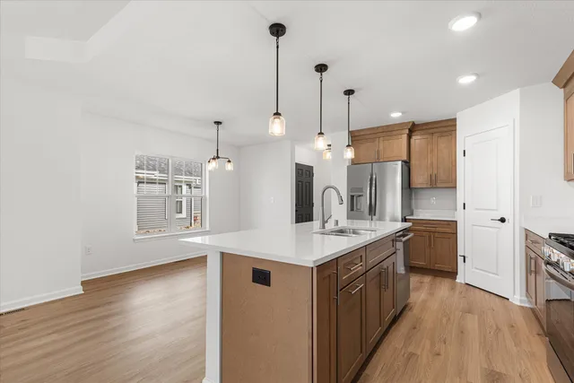 $399,900 | 540 Hunter Oaks Boulevard, Unit 602, Watertown, WI 53094