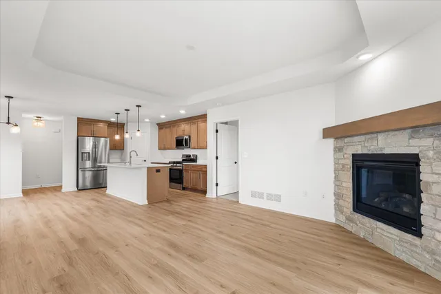 $399,900 | 540 Hunter Oaks Boulevard, Unit 602, Watertown, WI 53094