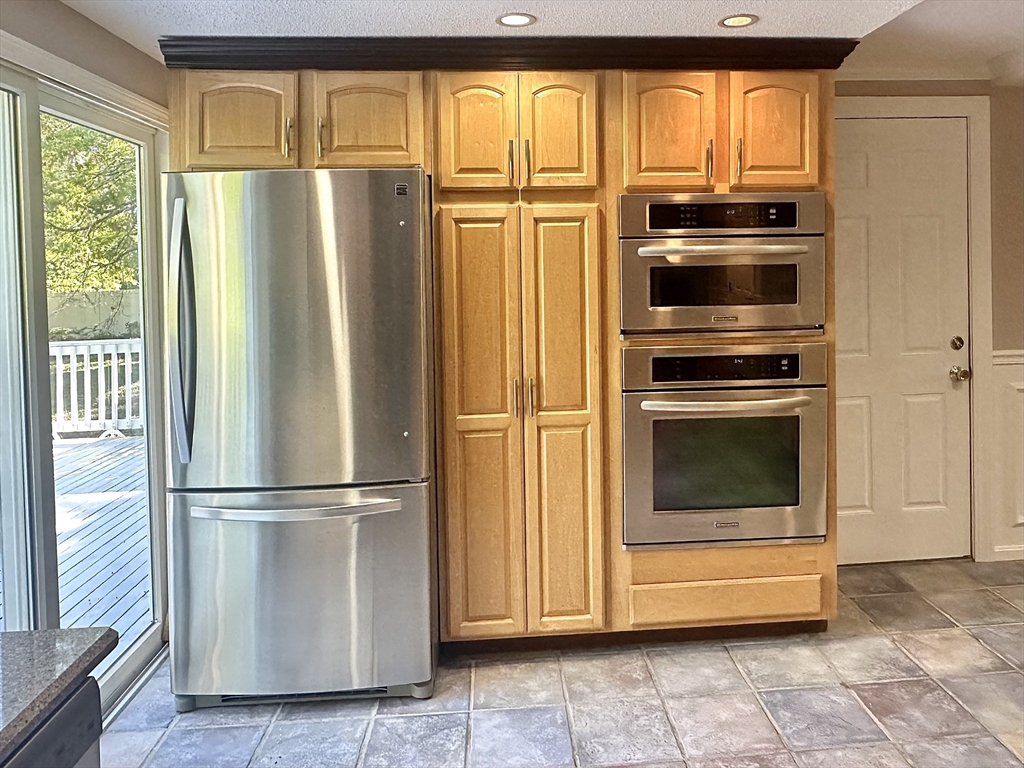 744 Old Barnstable Road Mashpee, MA 02649 - Photo 12 of 40 Gallery Image 12