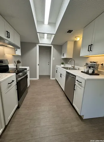 $1,700 | 8119 Bobtail Street, San Antonio, TX 78250