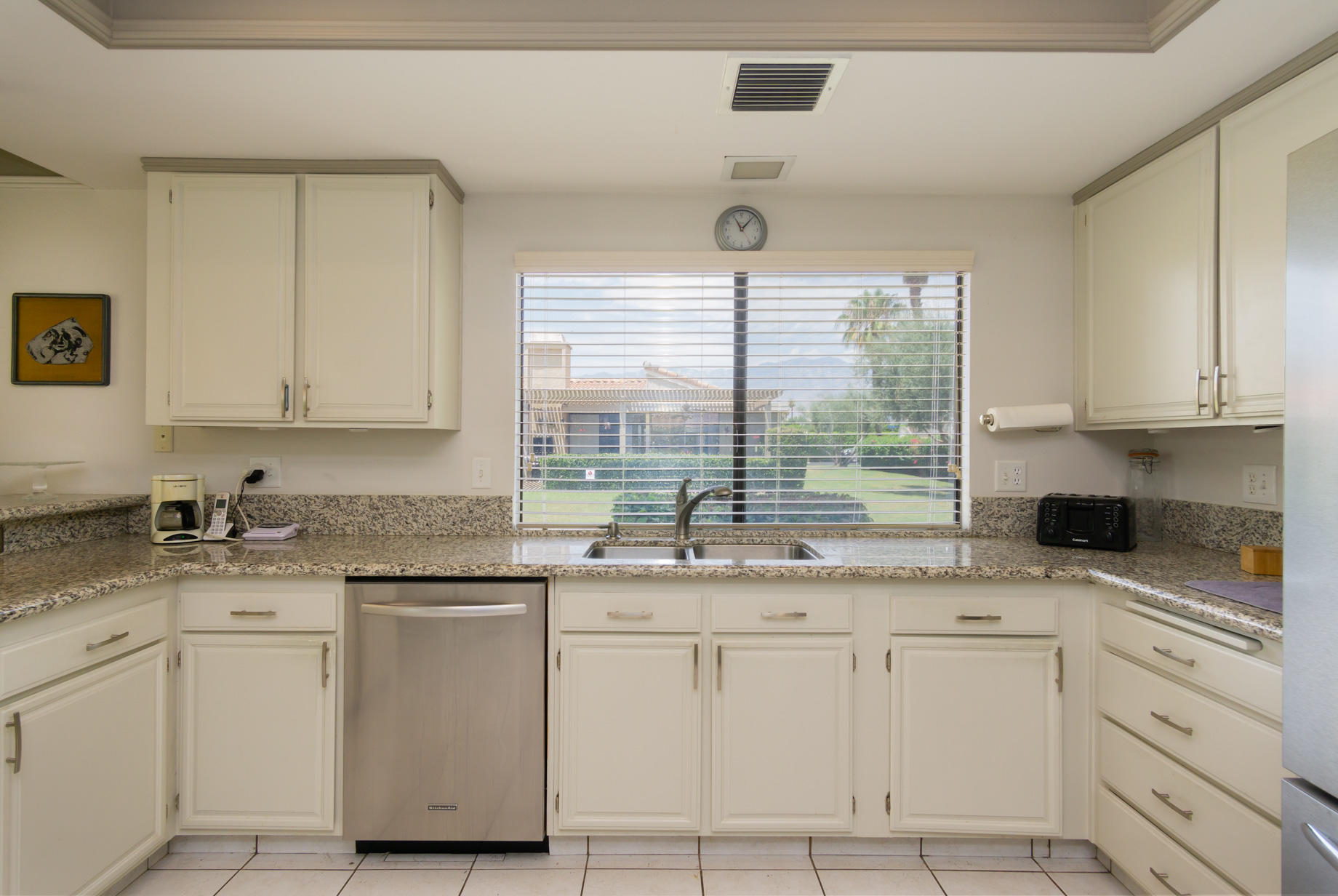 72285 Roxbury Drive Rancho Mirage, CA 92270 - Photo 14 of 40 72285 Roxbury Dr