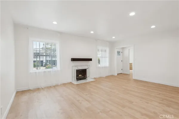 $2,500,000 | 703 Avenue D, Redondo Beach, CA 90277