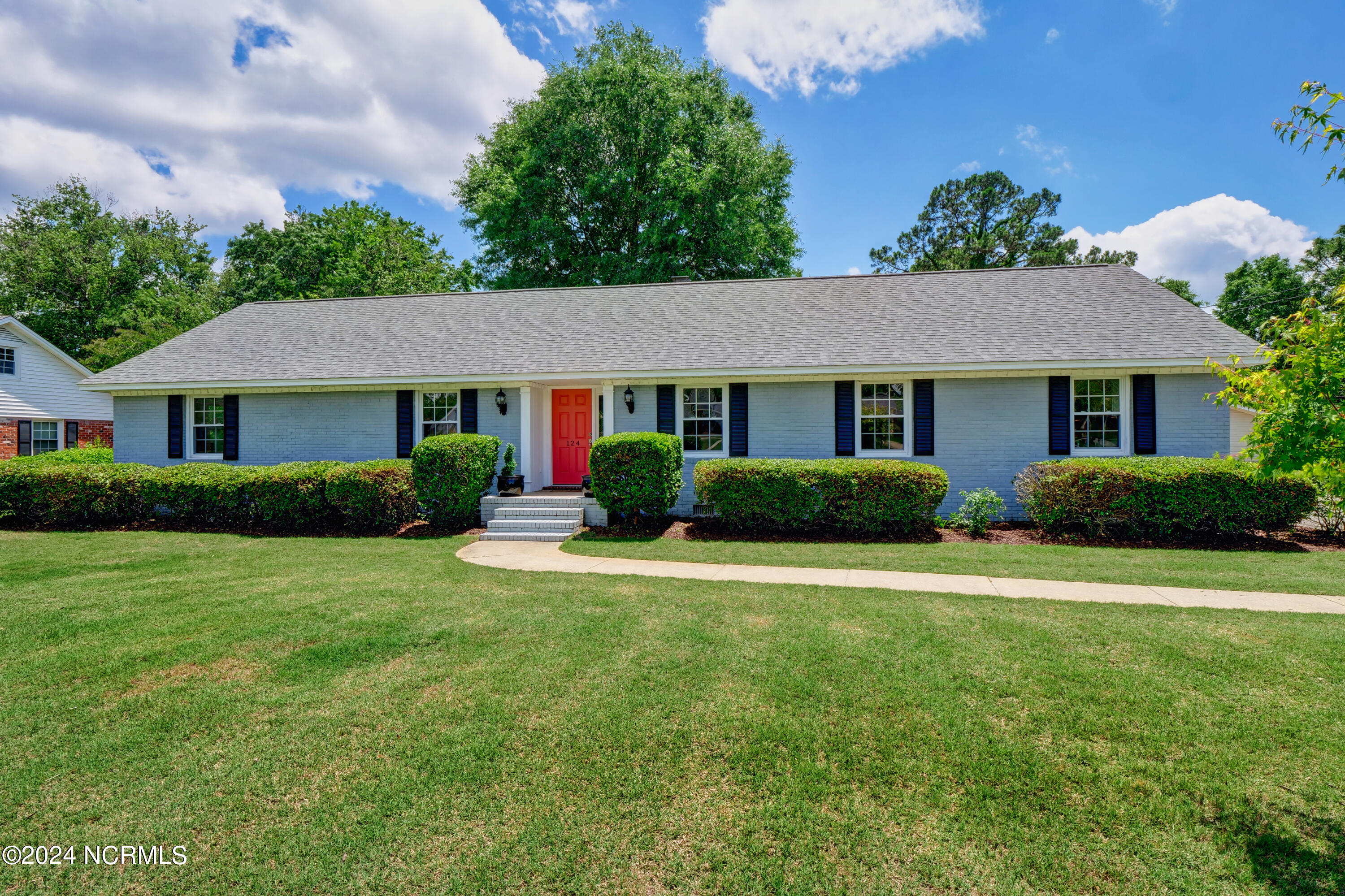 124 Windemere Road Wilmington, NC 28405 - Photo 1 of 33 PJA15553_4_5_6_7 (1)