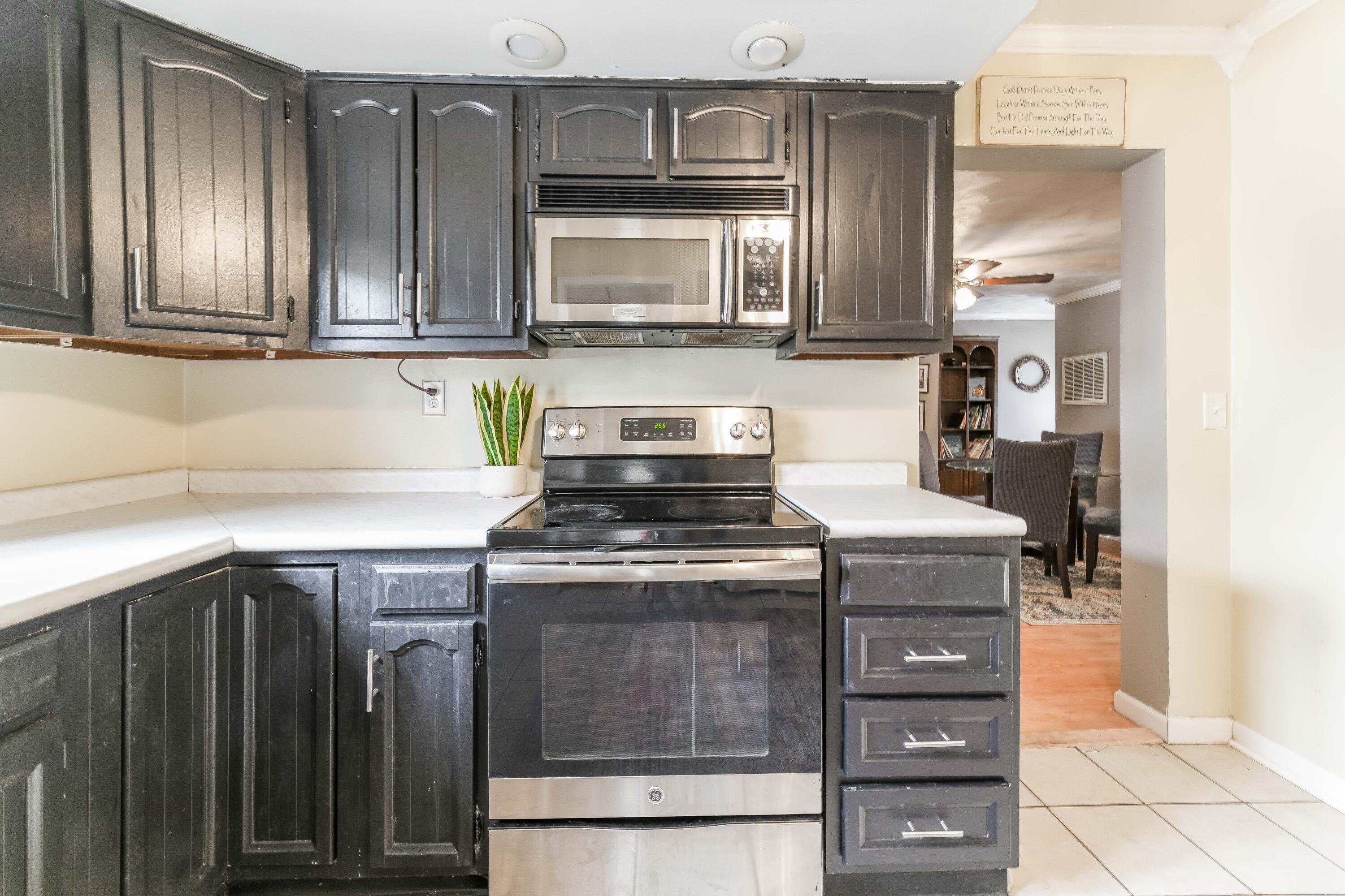 21584 Main Street Raymond, OH 43067 - Photo 11 of 40 Stainless steel range&built in microwave