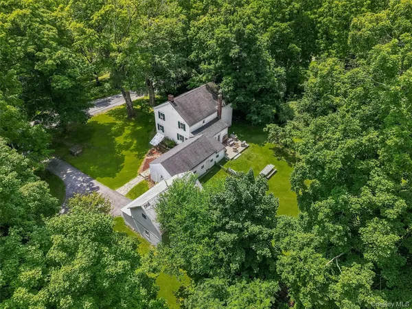 $565,000 | 51 Mountainside Road, Warwick, NY 10990