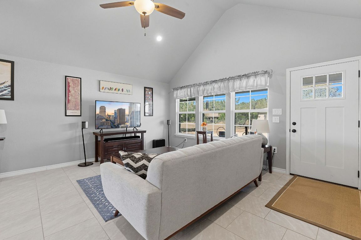 760 Henderson Drive Spring Branch, TX 78070 - Photo 14 of 34